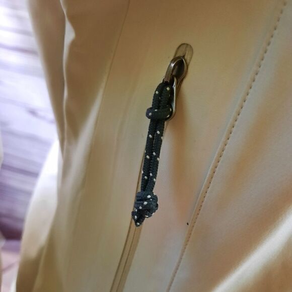 Mountain Hardwear Zip Jacket  - Picture 4 of 14